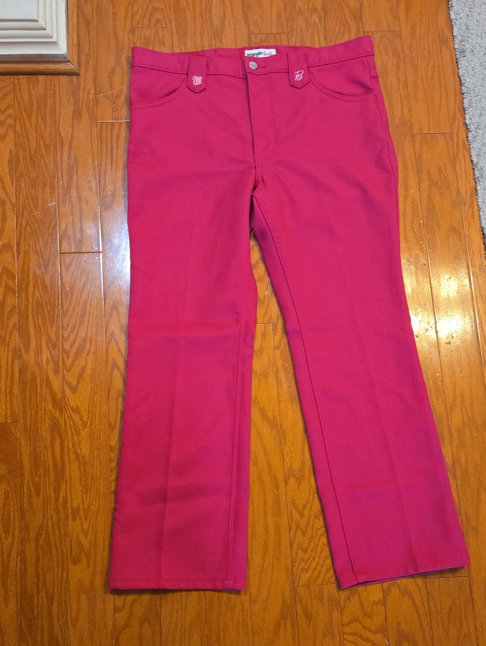 Wrangler Women's Jeans Barbie 32x30 NWOT